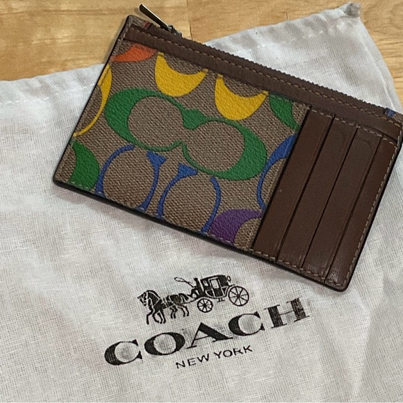 Coach Rainbow Signature Card Case – NWOT 🌈 - Picture 1 of 6